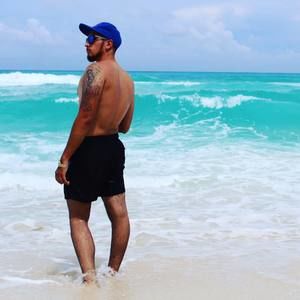 Meet your Posher, Victor